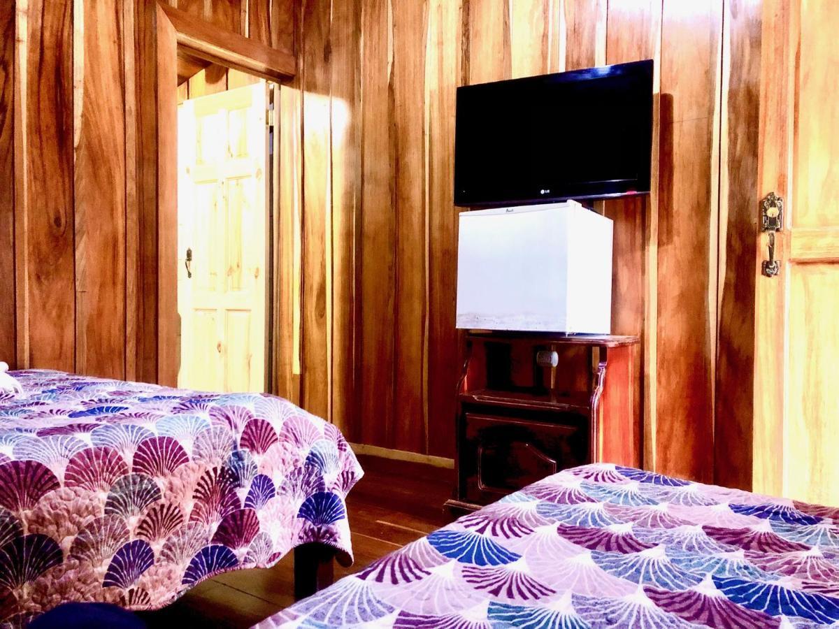 Cabinas Monteverde Paraiso Екстер'єр фото