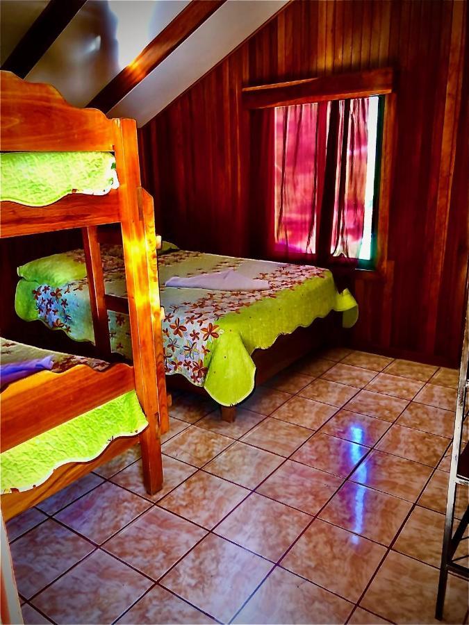 Cabinas Monteverde Paraiso Екстер'єр фото