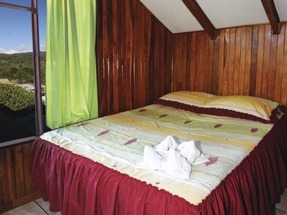 Cabinas Monteverde Paraiso Екстер'єр фото