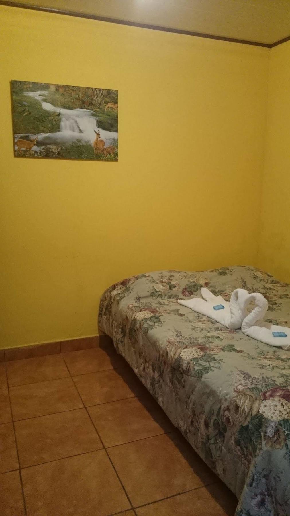 Cabinas Monteverde Paraiso Екстер'єр фото